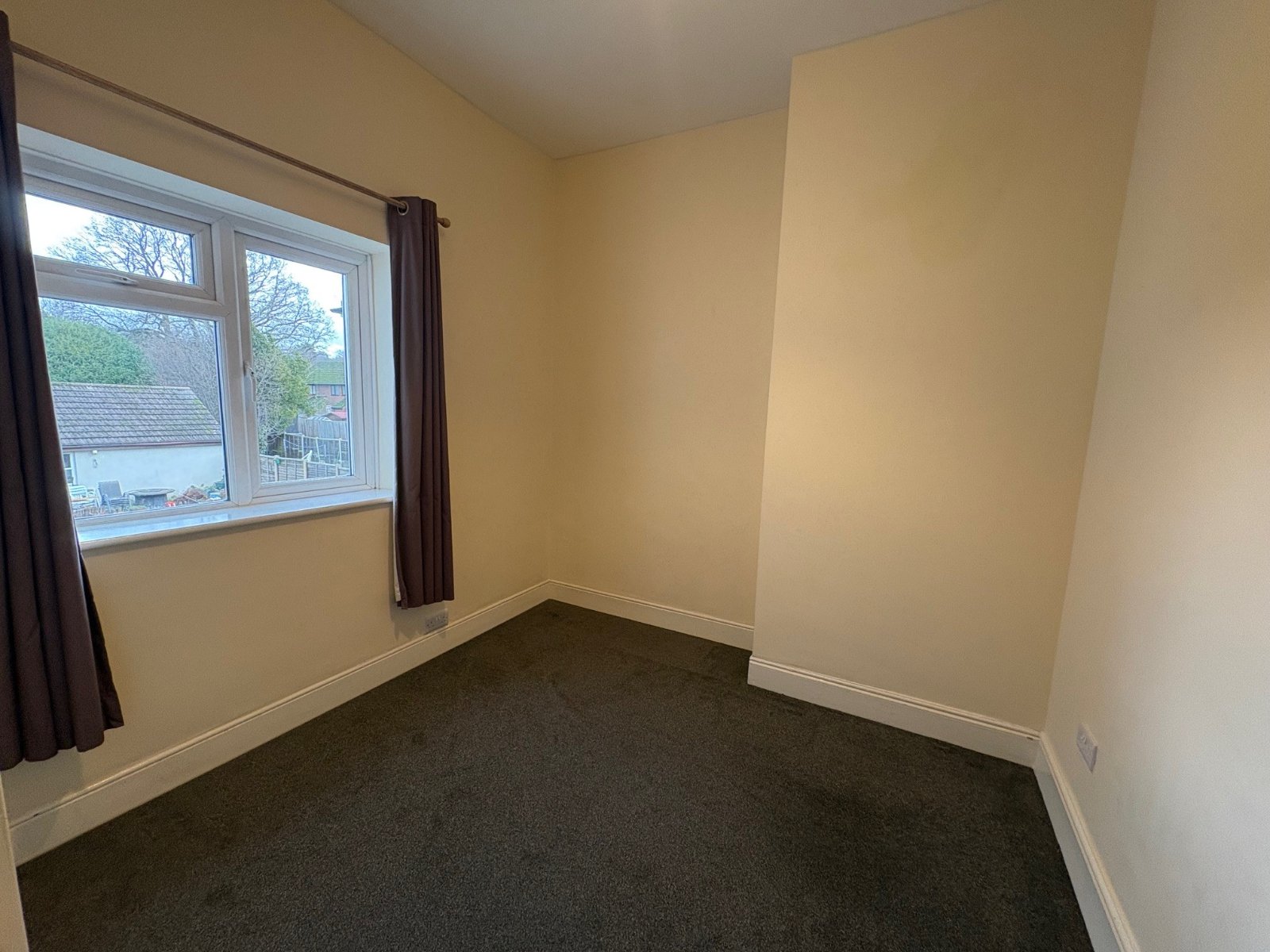 Hamilton Road, Bishopstoke, Eastleigh, Hampshire, SO50 - Charters