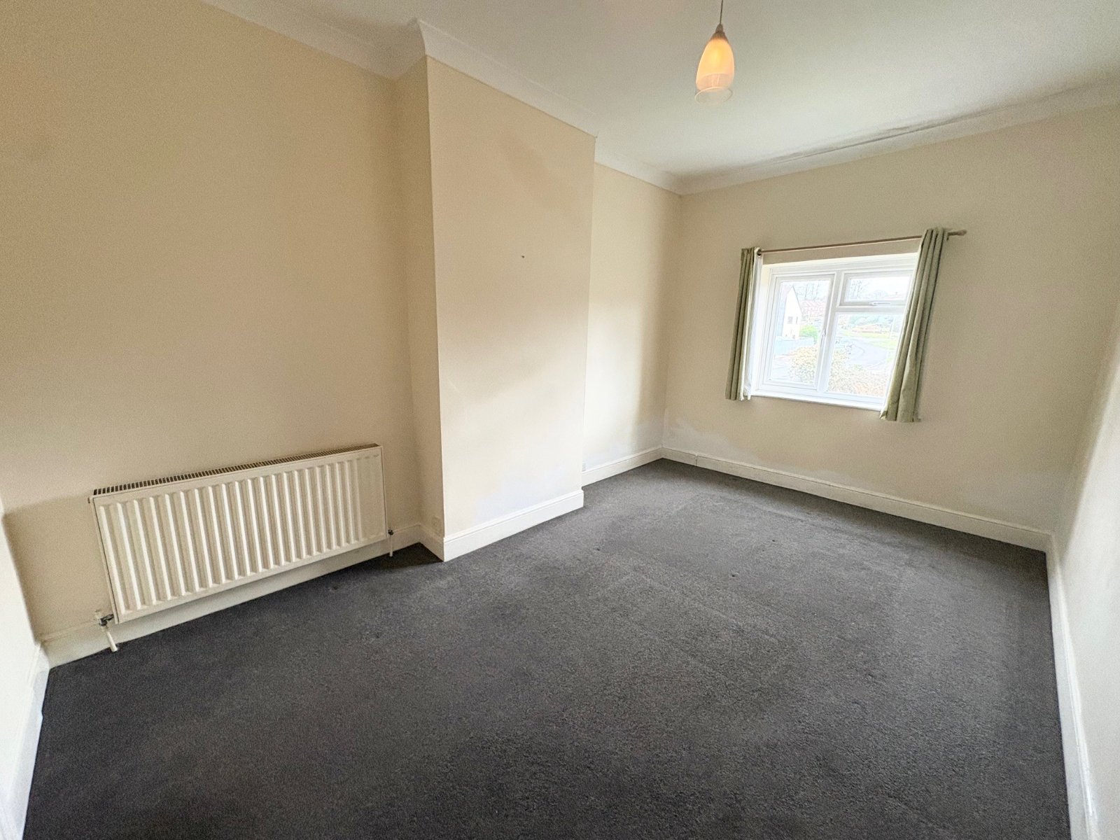 Hamilton Road, Bishopstoke, Eastleigh, Hampshire, SO50 - Charters