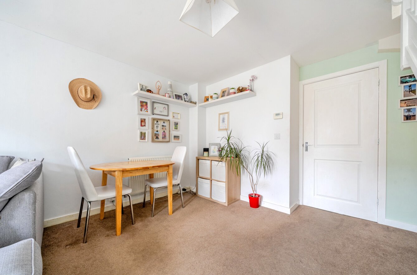 Somers Way, Eastleigh, Hampshire, SO50 - Charters