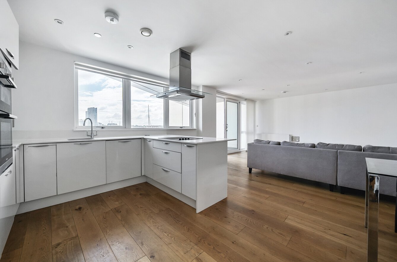 Maritime Walk, Ocean Village, Southampton, SO14