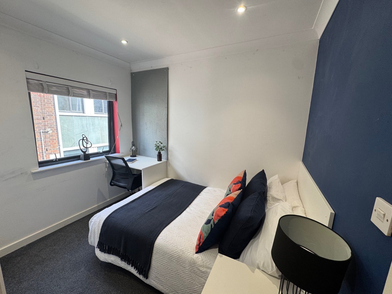 London Road, Southampton, Hampshire, SO15 - Charters