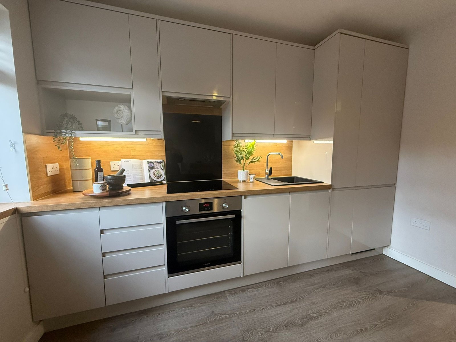 Millbrook Road East, Southampton, Hampshire, SO15 Millbrook Road East, Southampton, Hampshire, SO15 - Charters