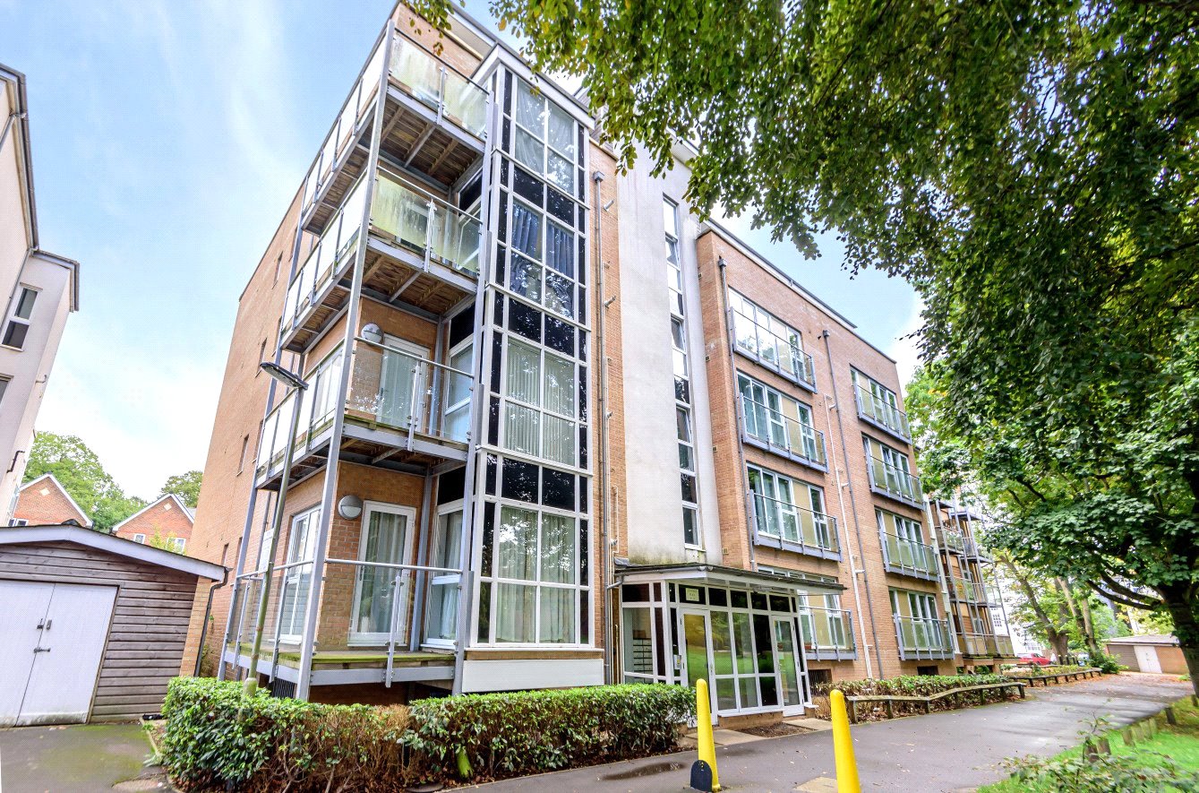 Suttones Place, Southampton, SO15