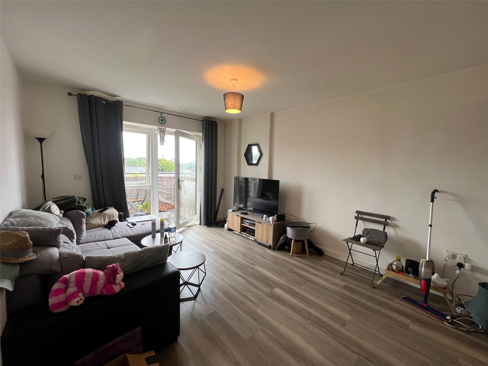 John Thornycroft Road, Southampton, Hampshire, SO19 John Thornycroft Road, Southampton, Hampshire, SO19 - Charters