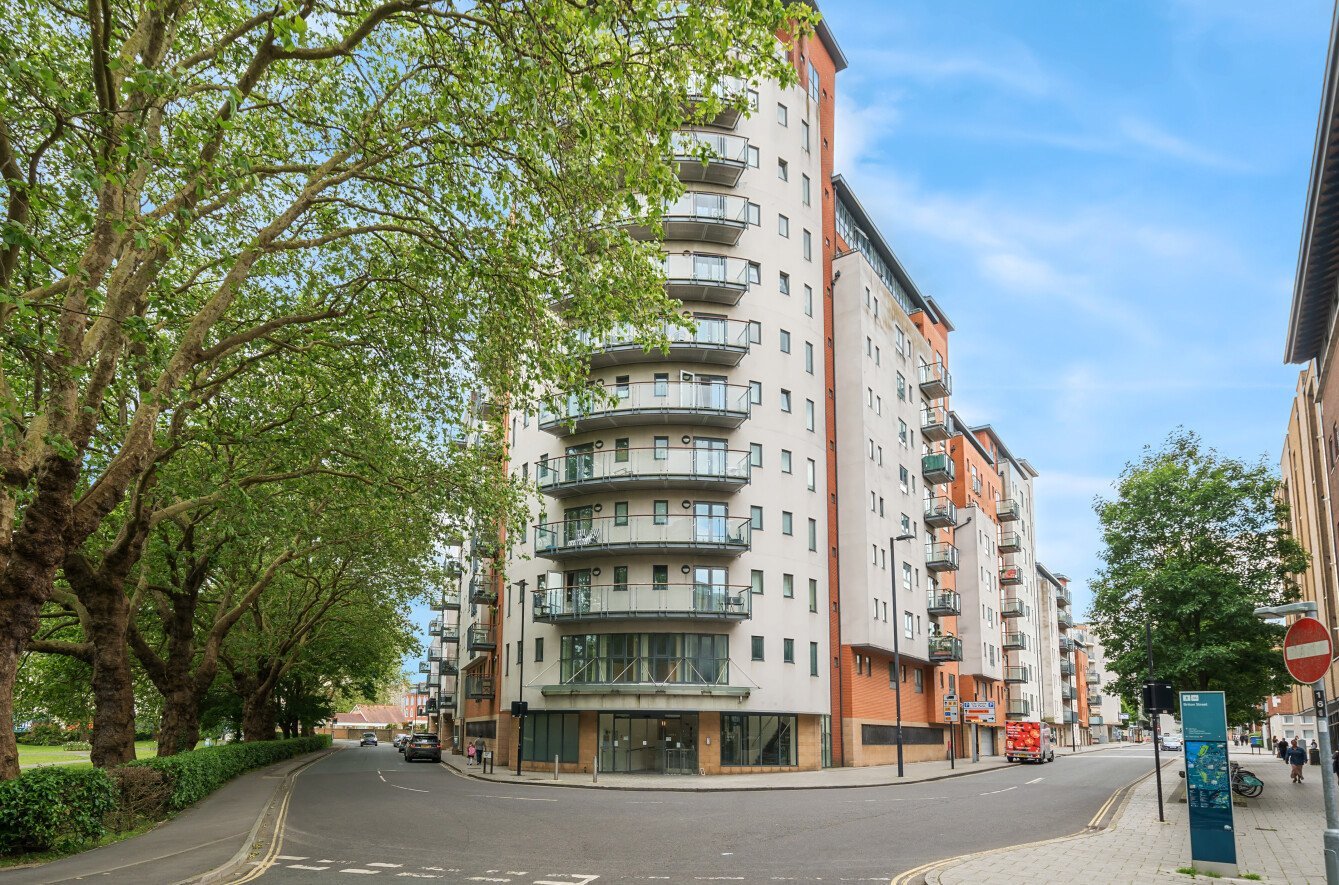 Lower Canal Walk, Southampton, Hampshire, SO14