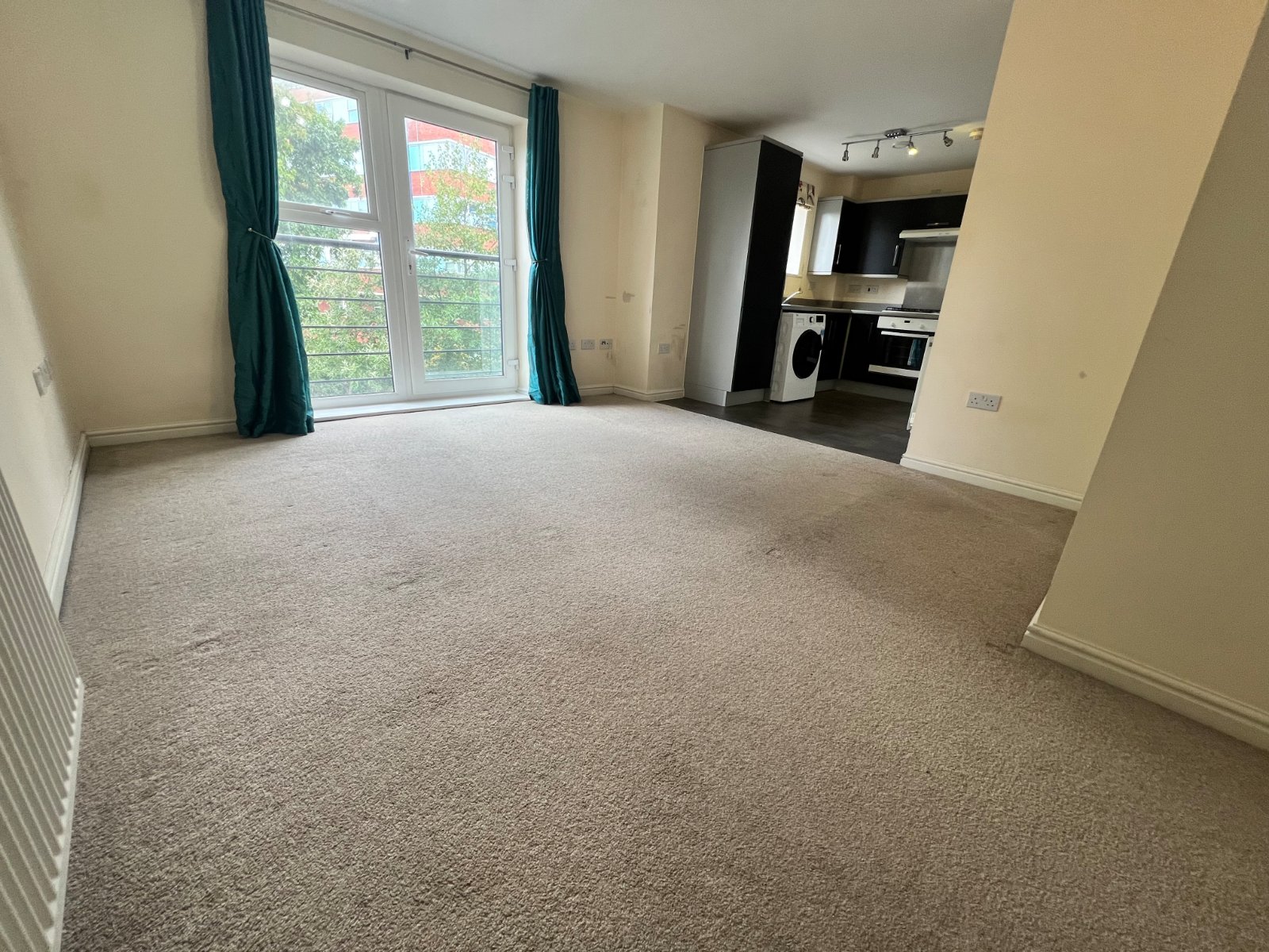 Coxford Road, Southampton, SO16 - Charters