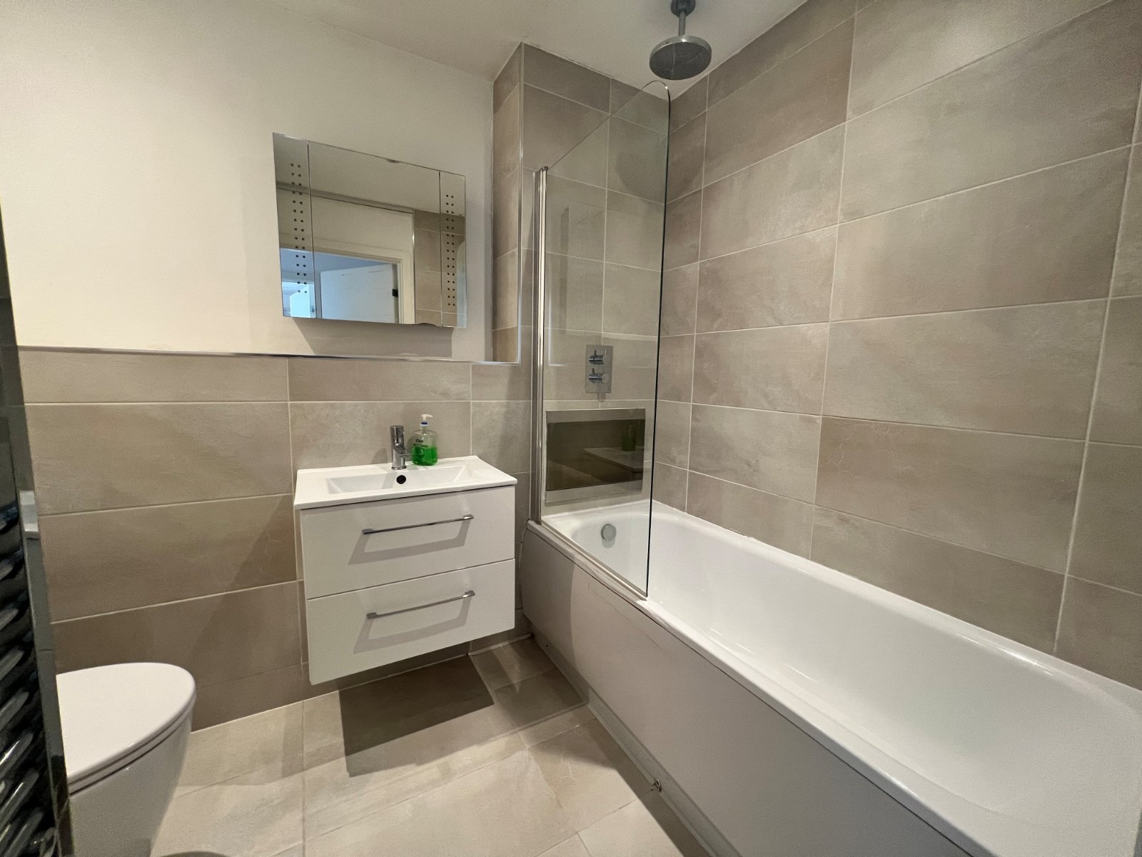 Royal Crescent Road, Southampton, SO14 - Charters