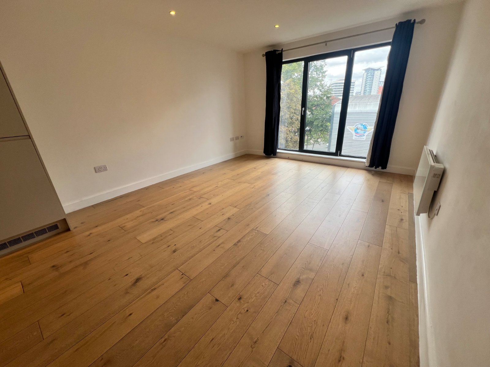 Royal Crescent Road, Southampton, SO14 - Charters