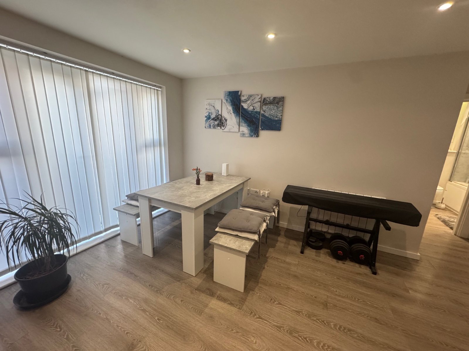 Bourne Road, Southampton, Hampshire, SO15 Bourne Road, Southampton, Hampshire, SO15 - Charters