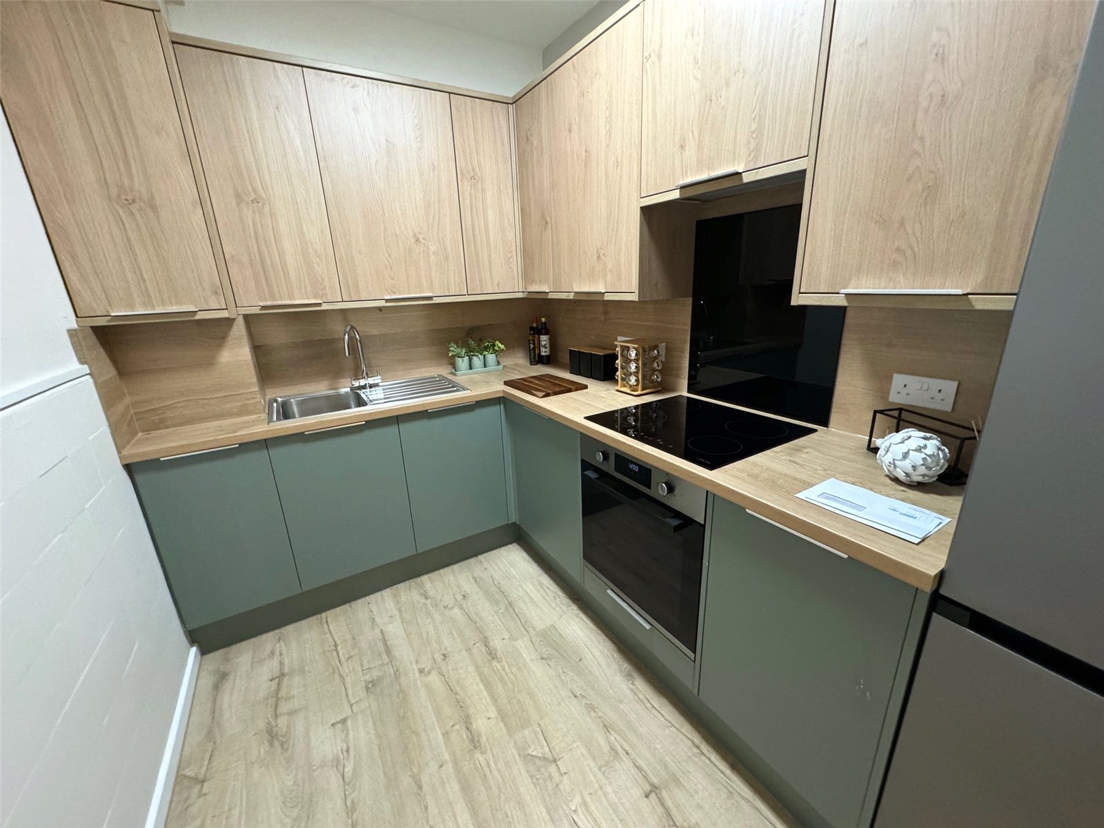 Millbrook Road East, Southampton, Hampshire, SO15