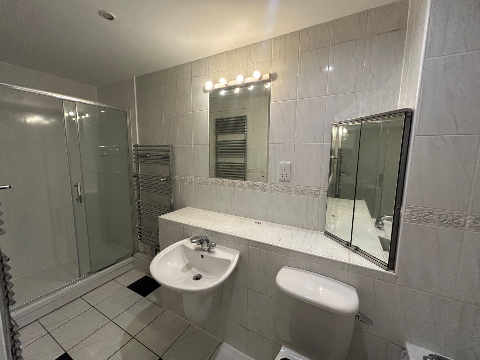 Canute Road, Southampton, SO14