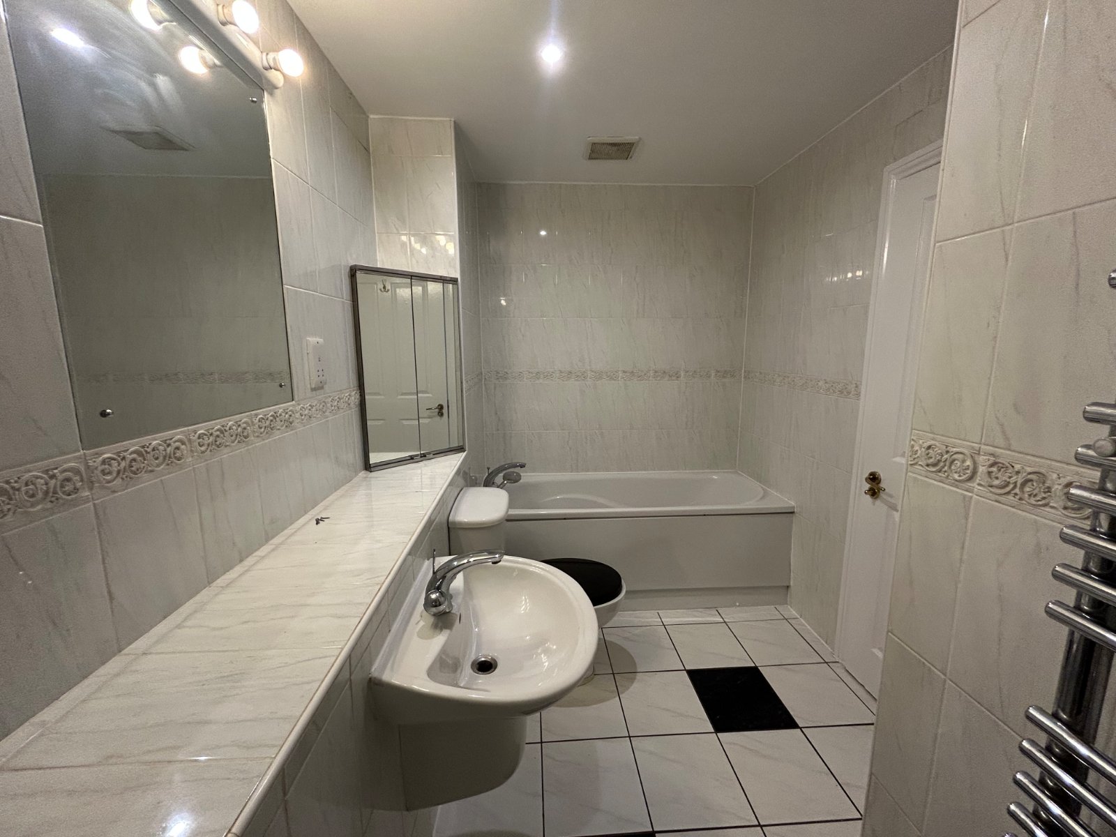 Canute Road, Southampton, SO14
