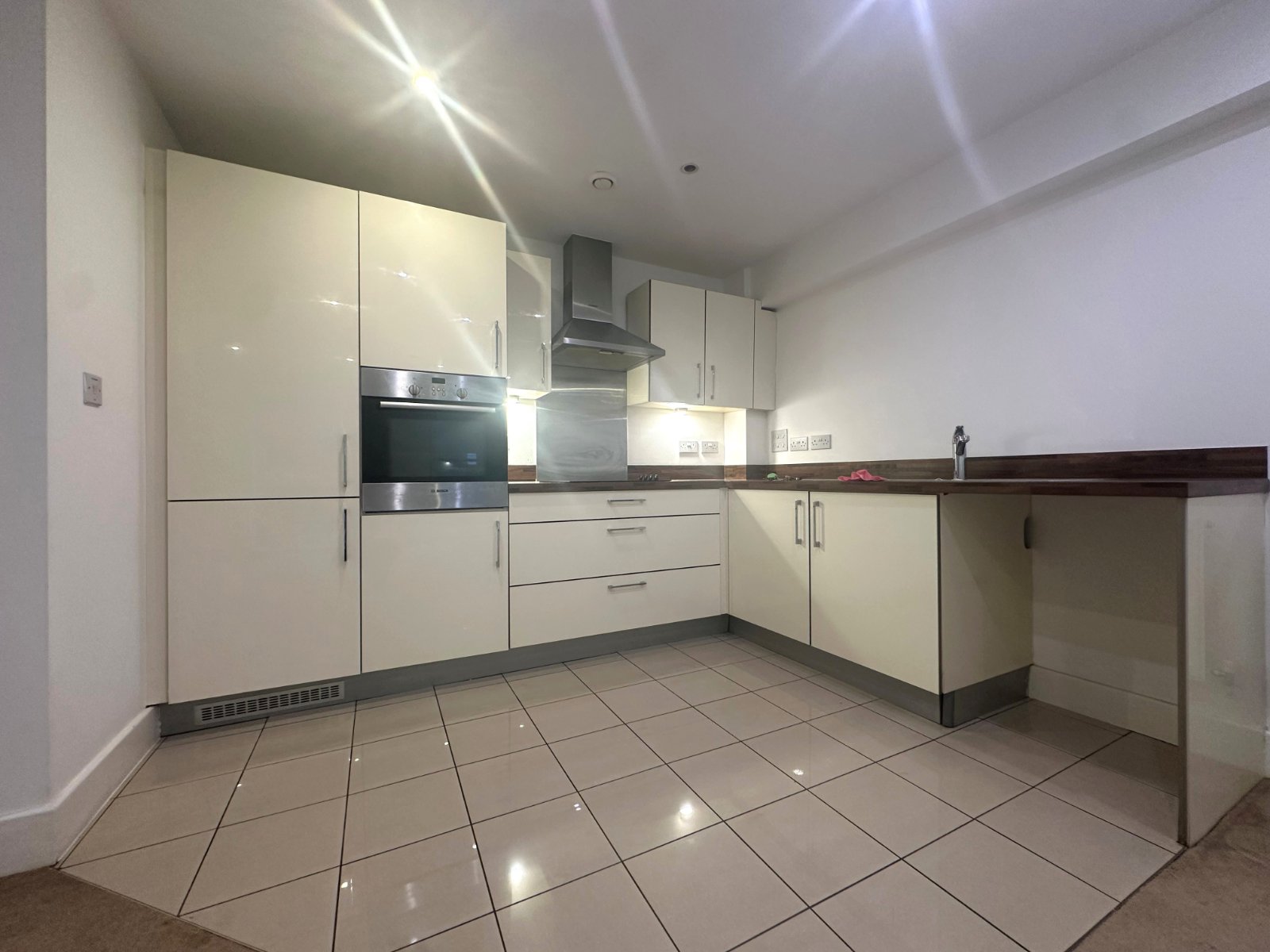 John Thornycroft Road, Southampton, SO19