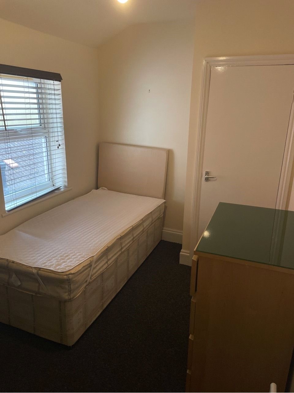 Bellevue Road, Southampton, Hampshire, SO15