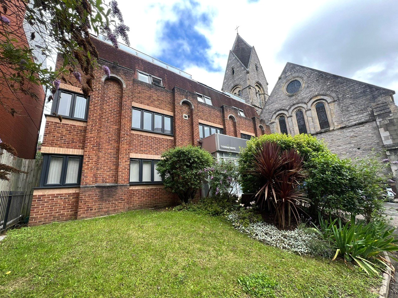 Commercial Road, Southampton, Hampshire, SO15