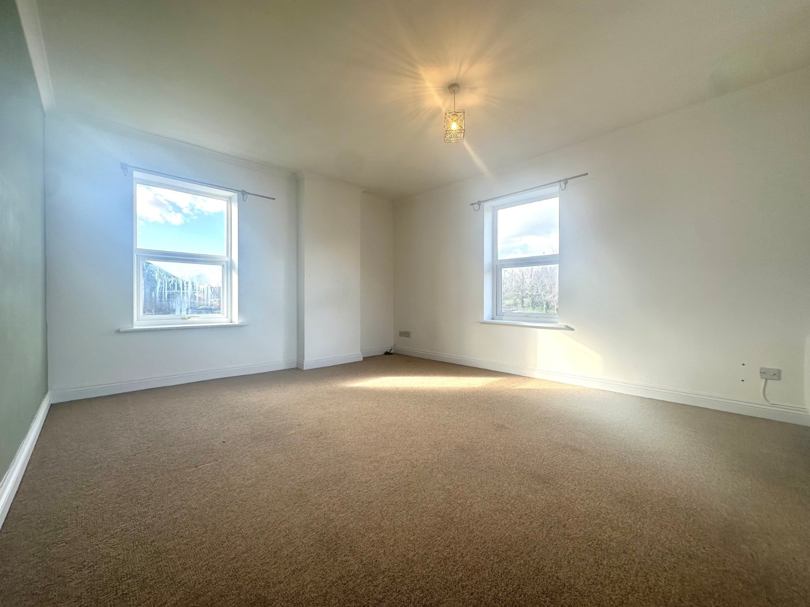 Bitterne Road, Bitterne Village, Southampton, Hampshire, SO18