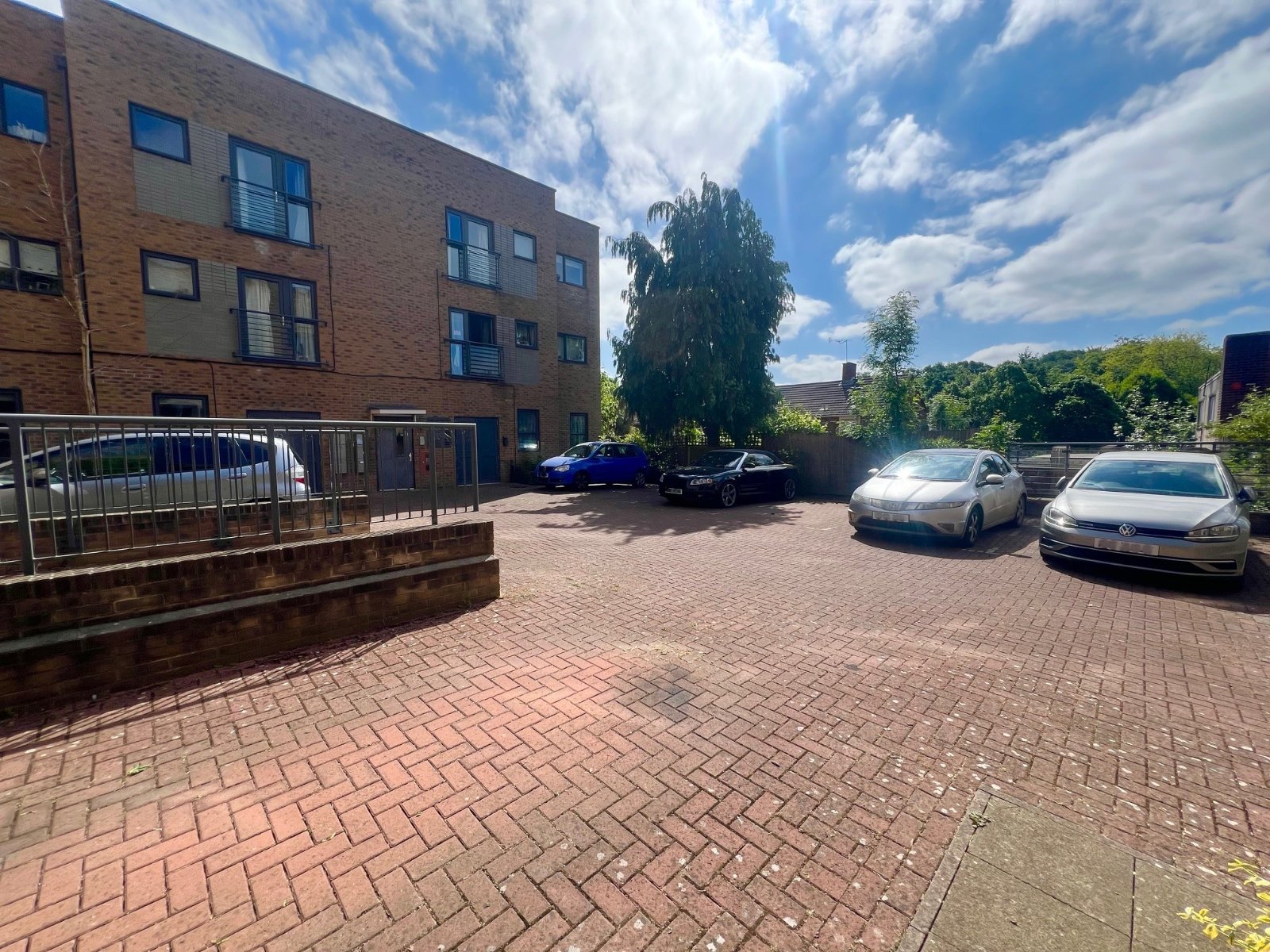 Hinkler Road, Southampton, Hampshire, SO19