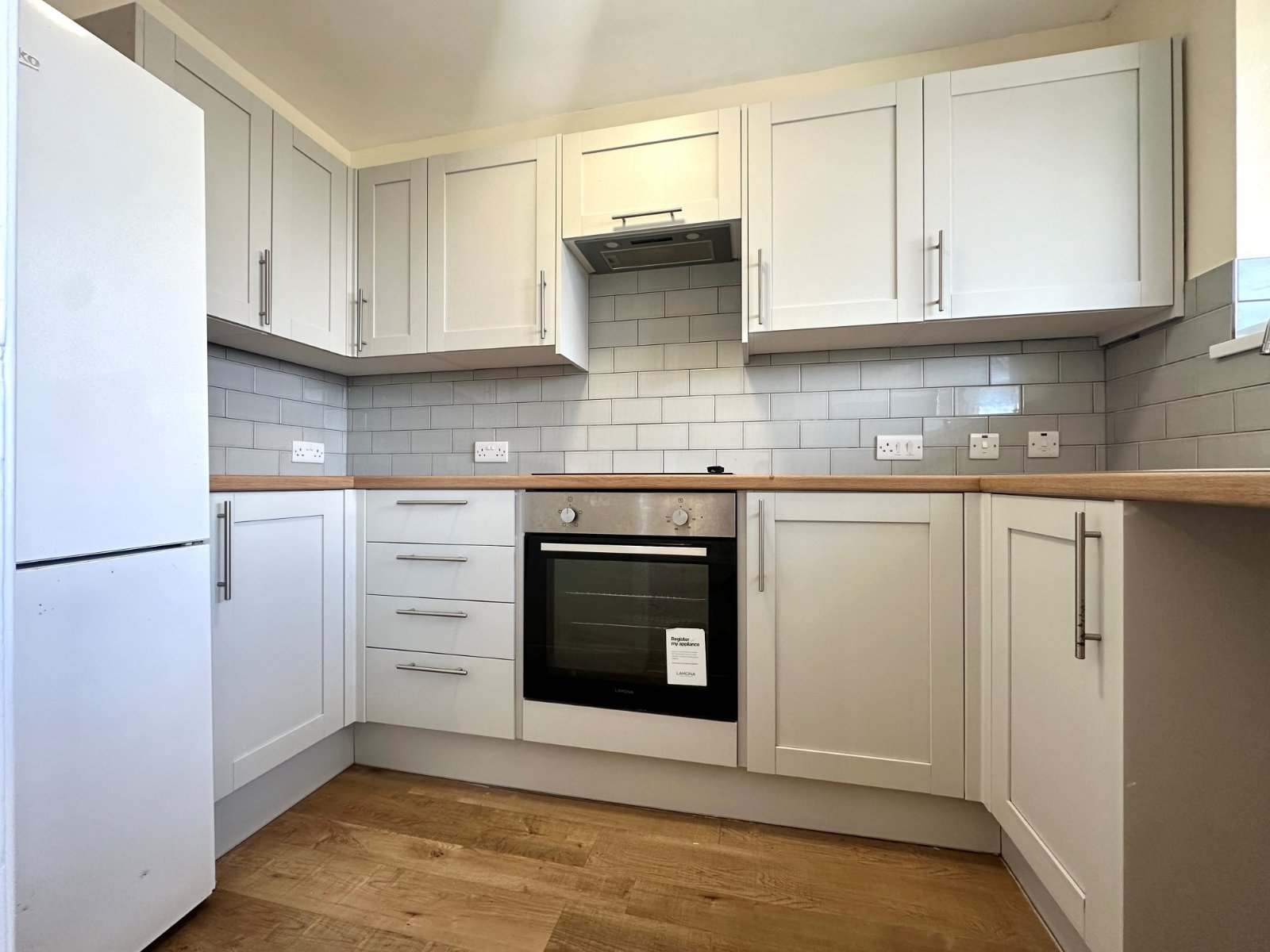 High Street, West End, Southampton, Hampshire, SO30