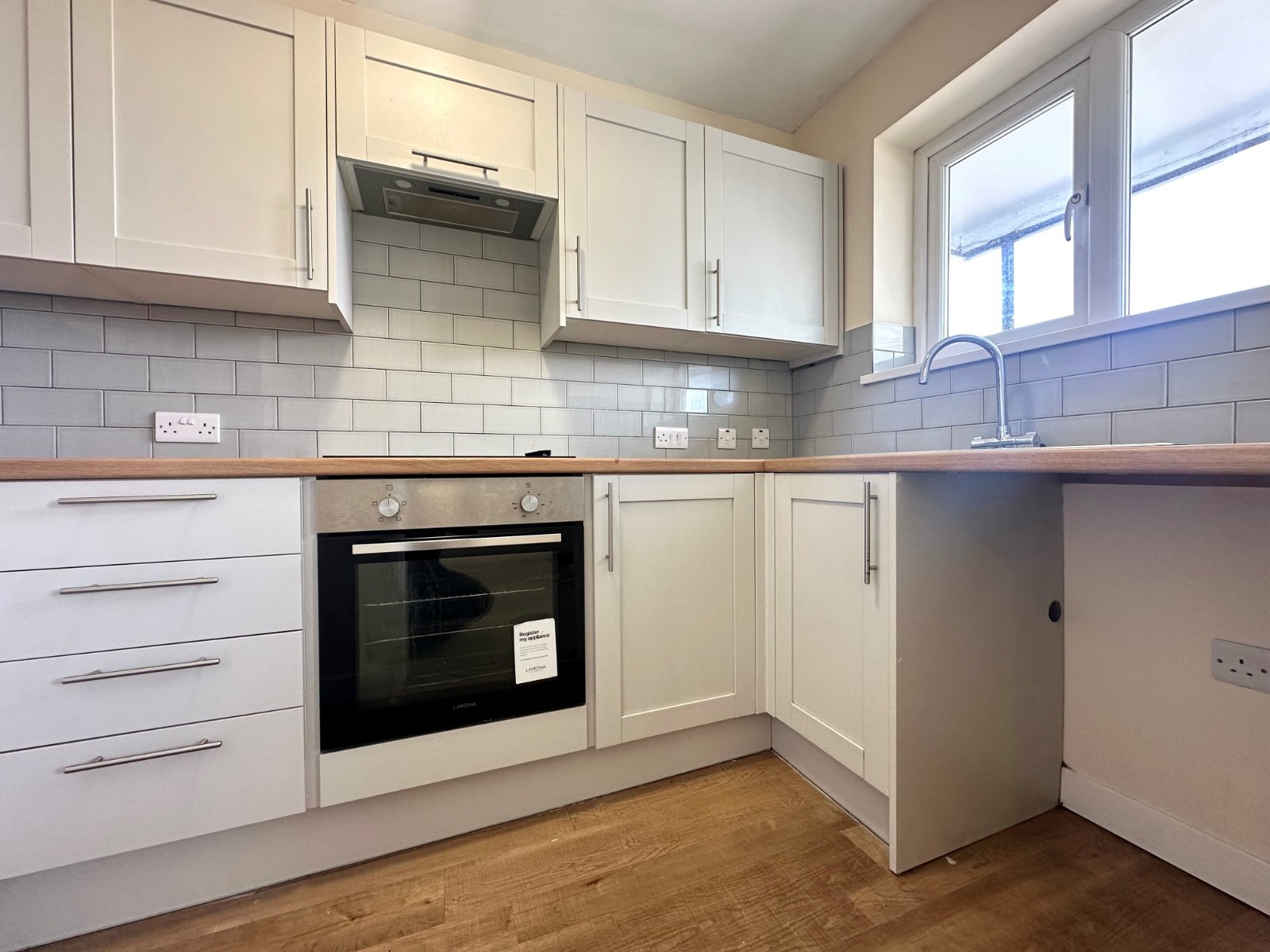 High Street, West End, Southampton, Hampshire, SO30