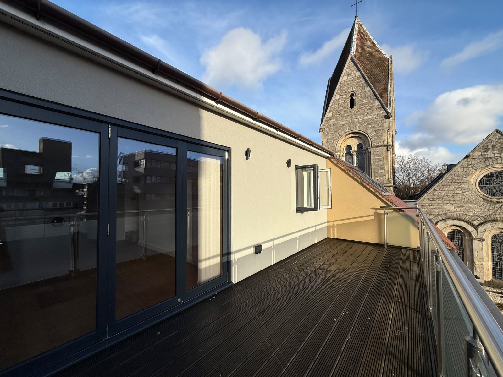 Commercial Road, Southampton, Hampshire, SO15