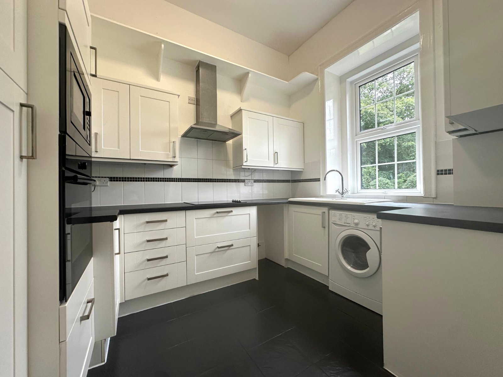 Netley Hill Estate, Southampton, Hampshire, SO19 - Charters