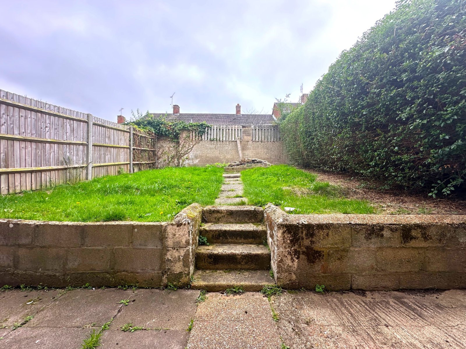 Hinkler Road, Thornhill, Southampton, Hampshire, SO19 - Charters