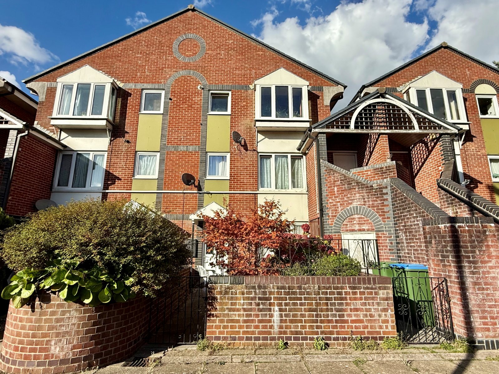 St. Matthews Close, Southampton, Hampshire, SO14