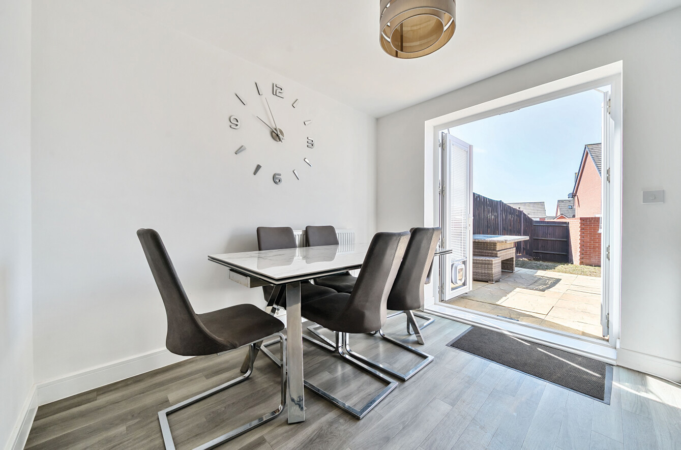 Shaw Vale, Bursledon, Southampton, Hampshire, SO31 - Charters