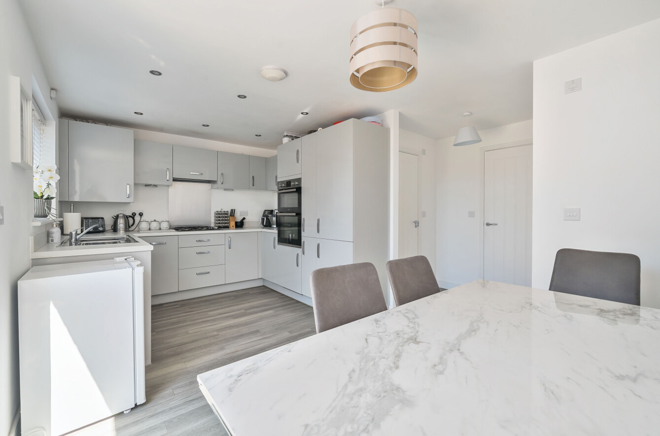 Shaw Vale, Bursledon, Southampton, Hampshire, SO31 - Charters