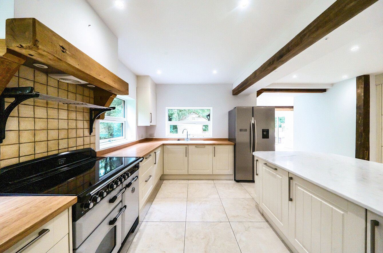 Lordswood Lane, Chilworth, Southampton, Hampshire, SO16 - Charters