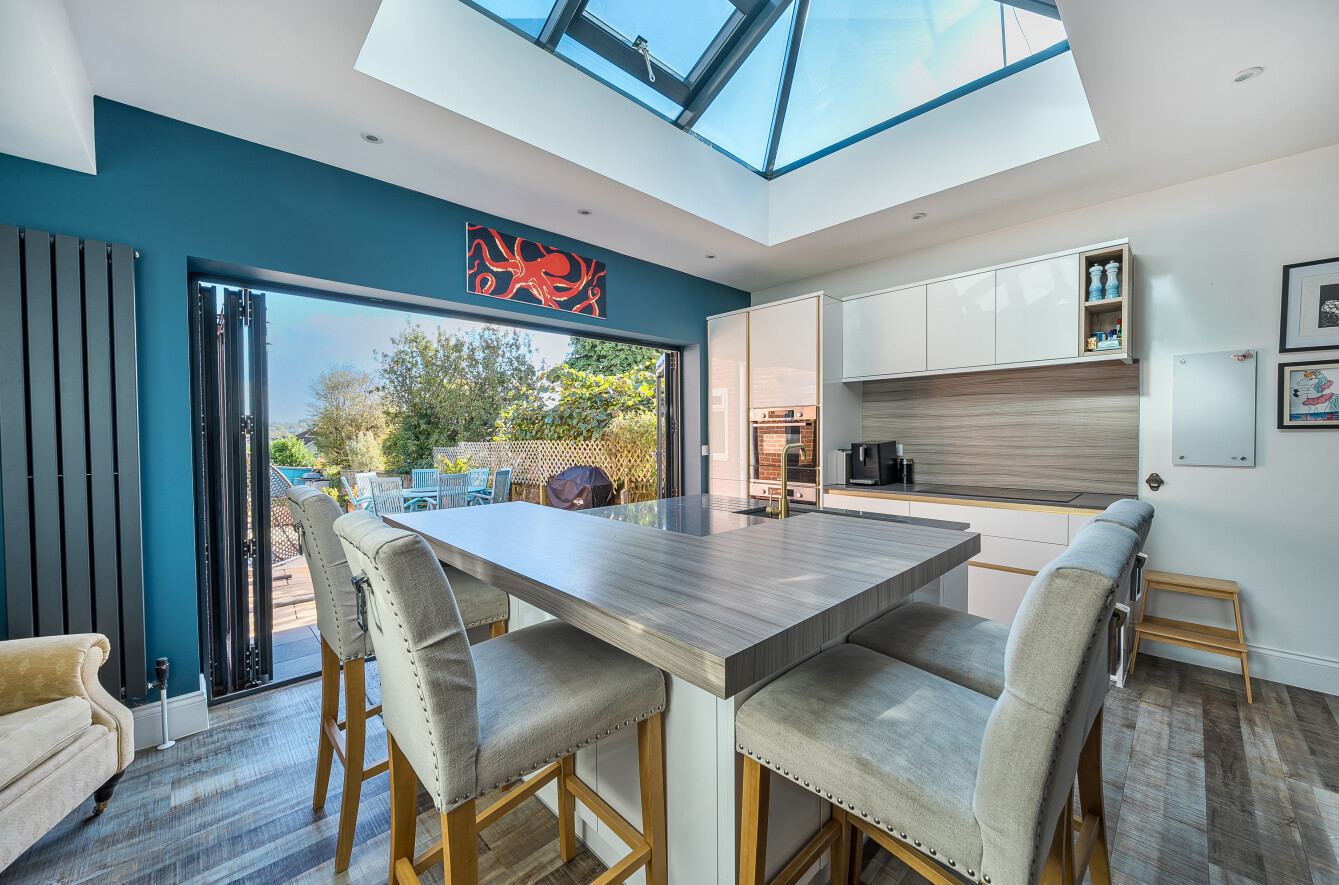Grosvenor Road, Southampton, Hampshire, SO17 Grosvenor Road, Southampton, Hampshire, SO17 - Charters