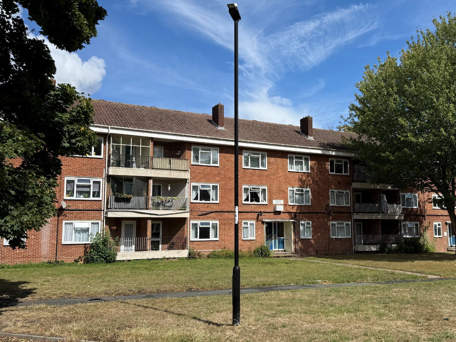 Evenlode Road , Millbrook , Southampton, Hampshire, SO16 - Charters