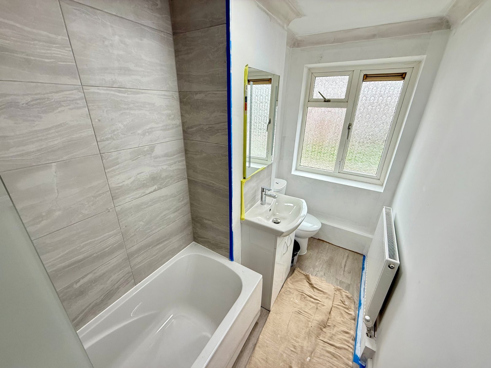 Evenlode Road , Millbrook , Southampton, Hampshire, SO16 - Charters