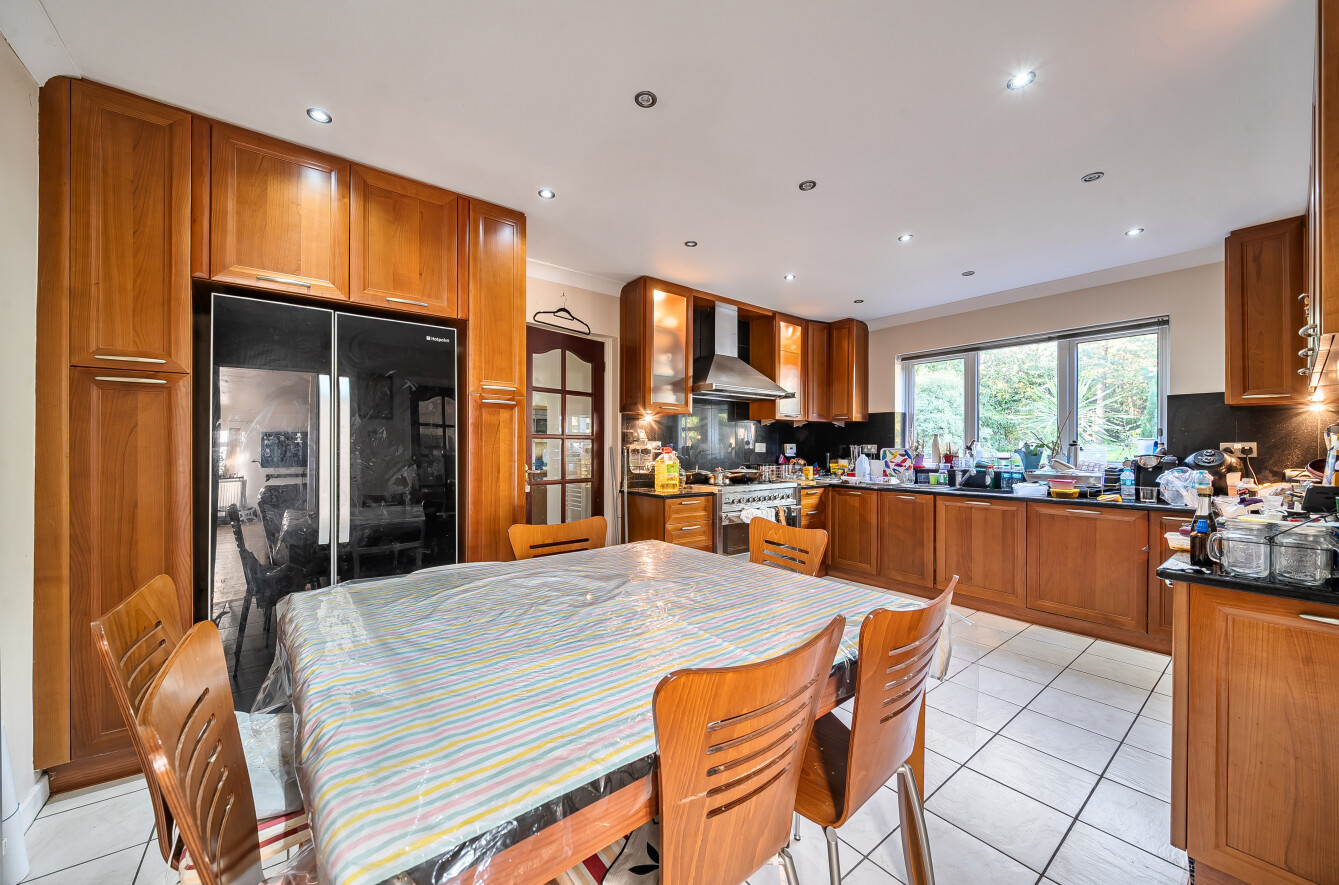 Pine Walk, Chilworth, Southampton, Hampshire, SO16