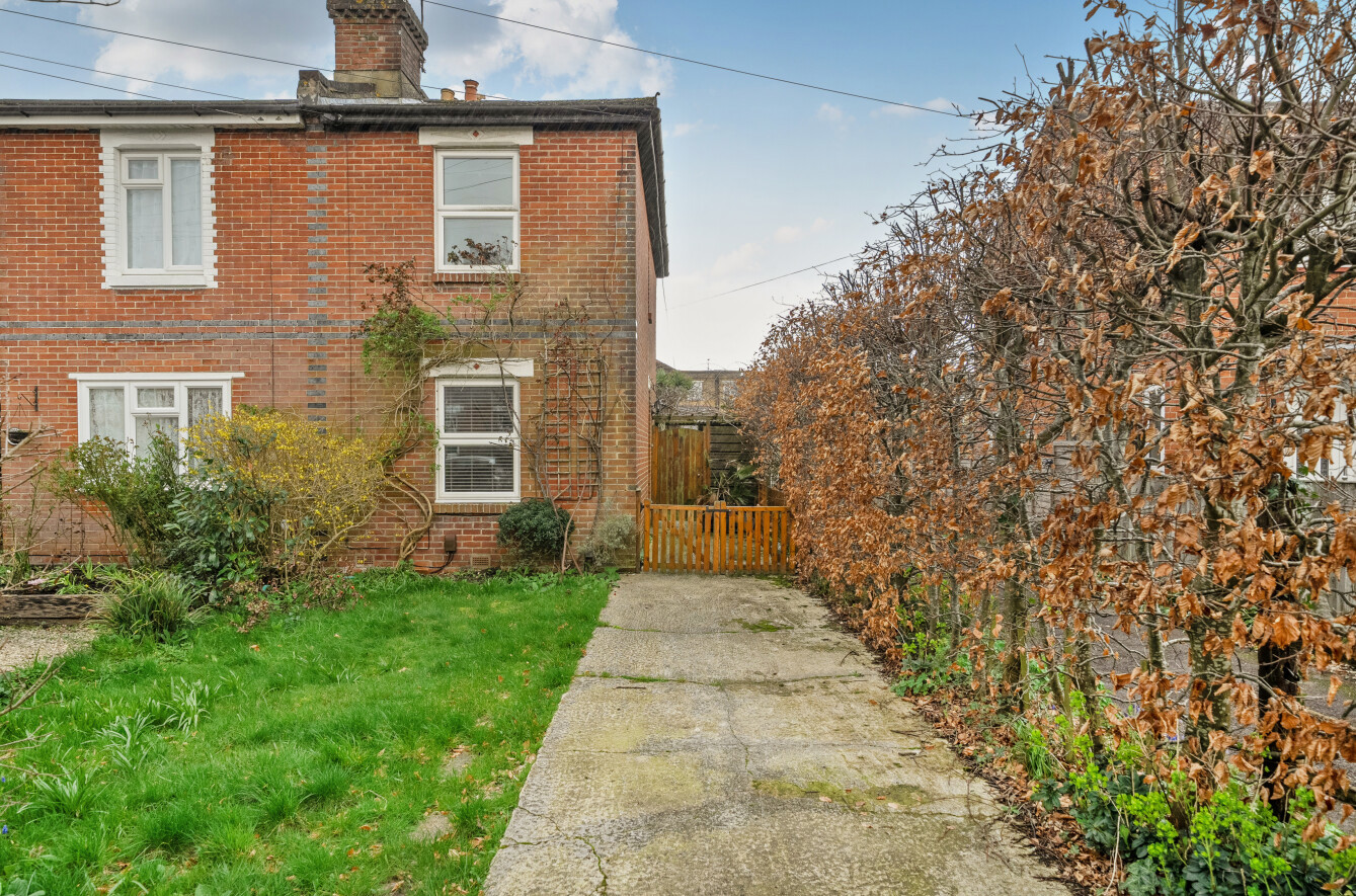 Roselands Gardens, Southampton, Hampshire, SO17