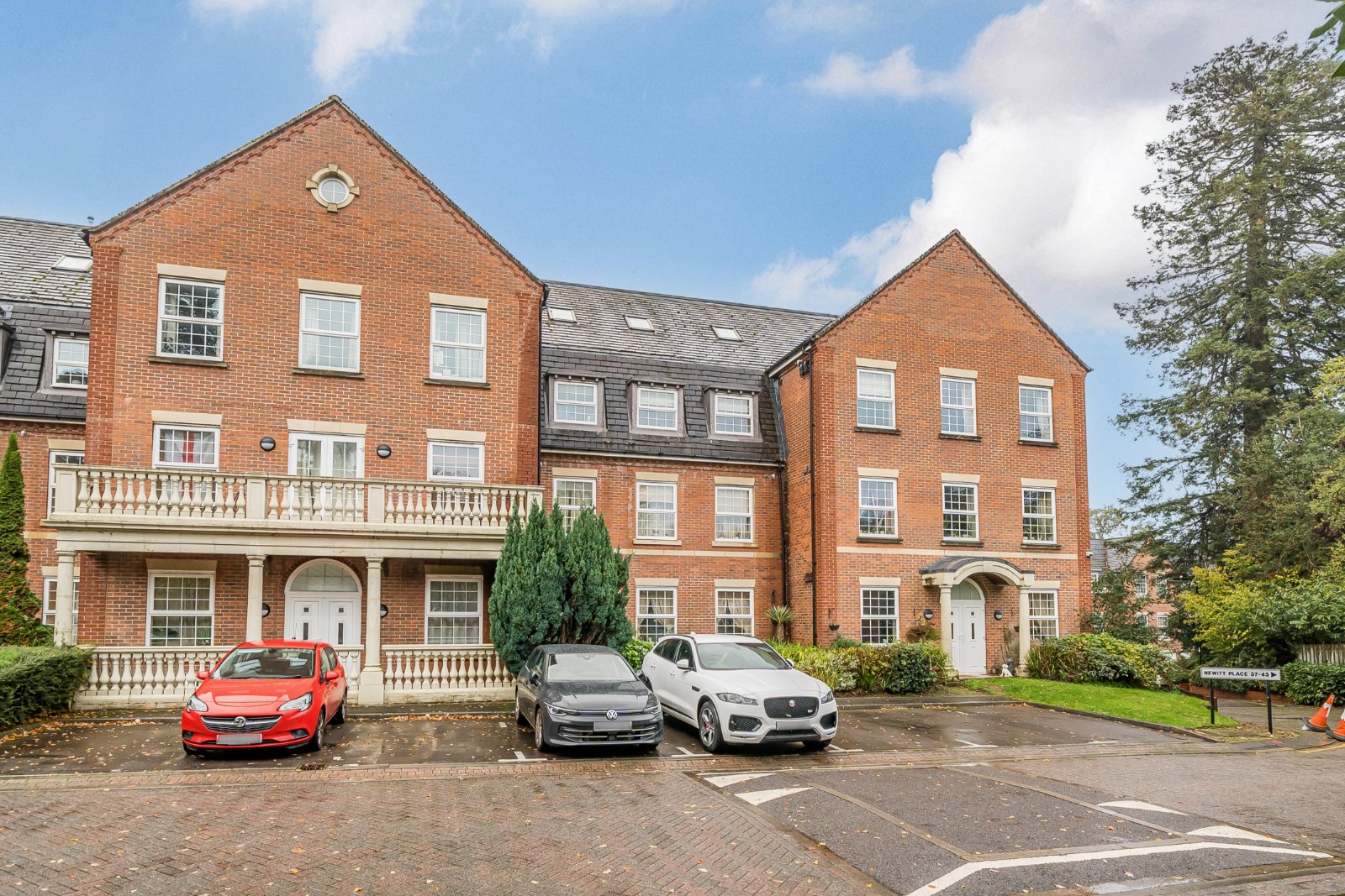 Newitt Place, Southampton, Hampshire, SO16 Newitt Place, Southampton, Hampshire, SO16 - Charters