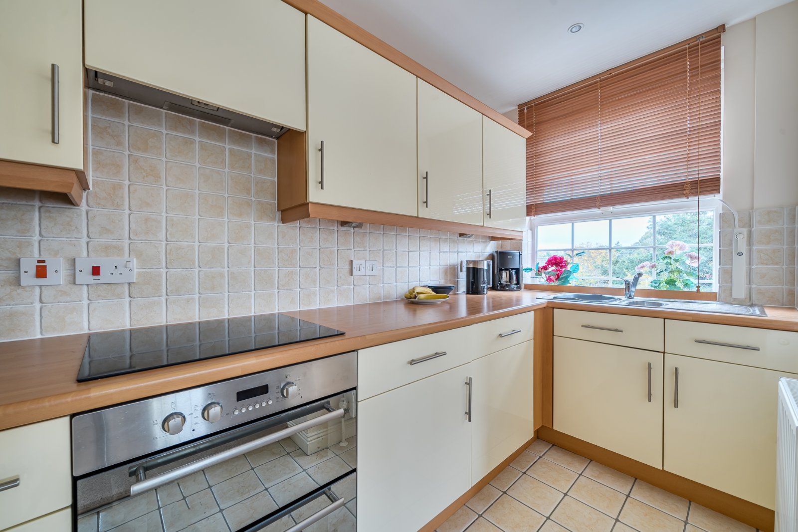 Newitt Place, Southampton, Hampshire, SO16 Newitt Place, Southampton, Hampshire, SO16 - Charters