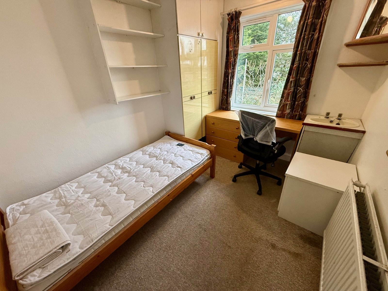 Pansy Road, Southampton, Hampshire, SO16 - Charters