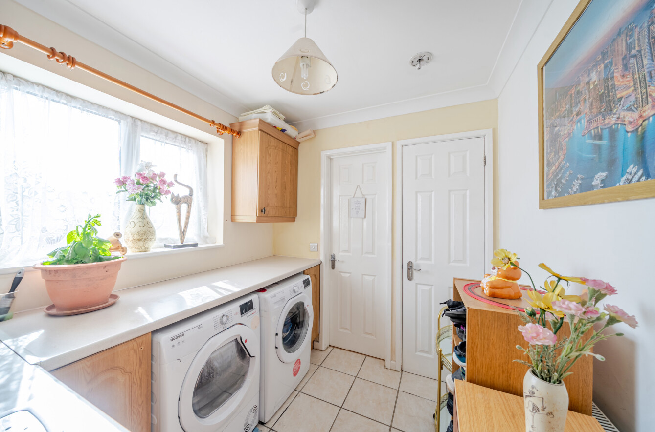 Plover Close, Lordswood, Southampton, Hampshire, SO16