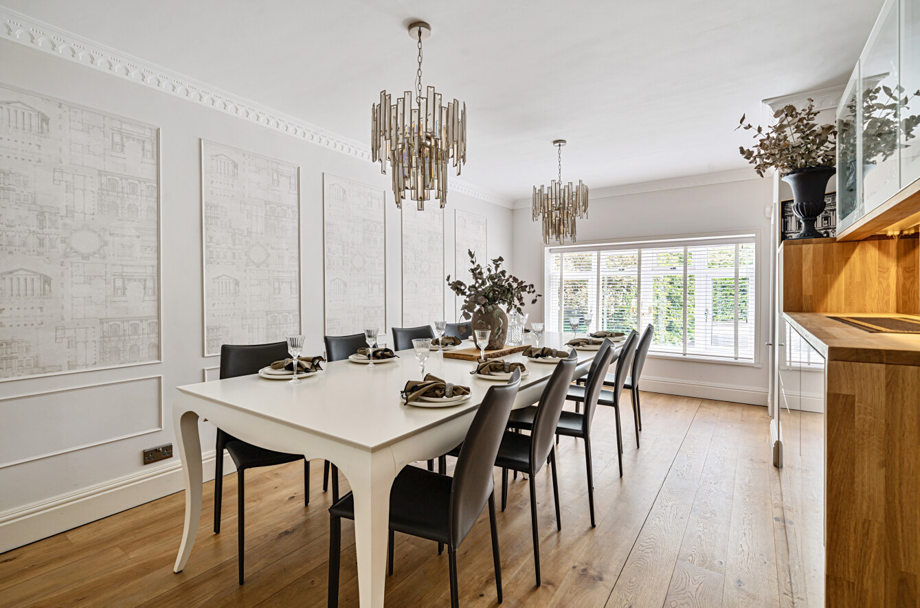 Pine Walk, Chilworth, Southampton, SO16