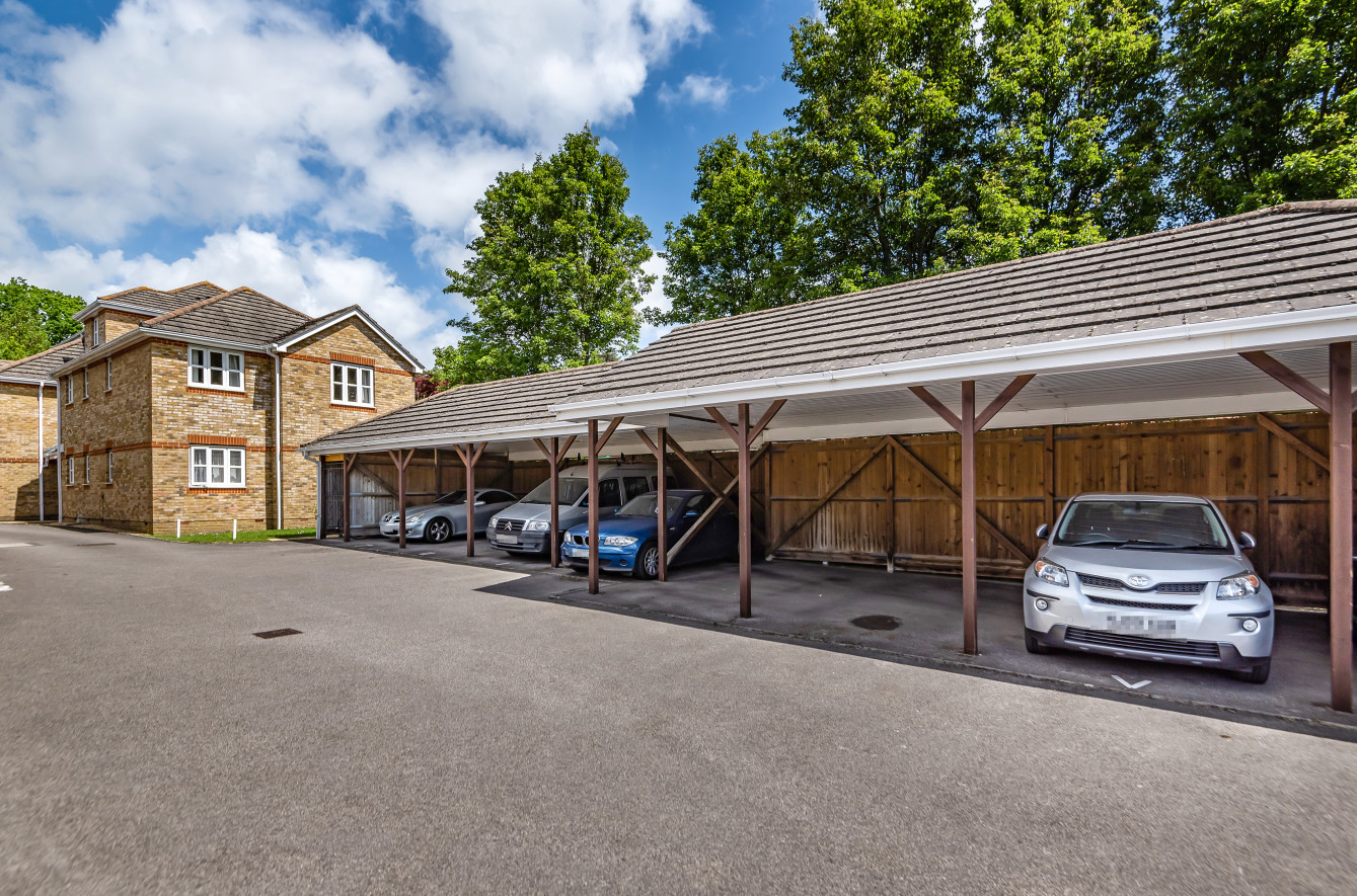 Winchester Road, Bassett, Southampton, Hampshire, SO16 - Charters