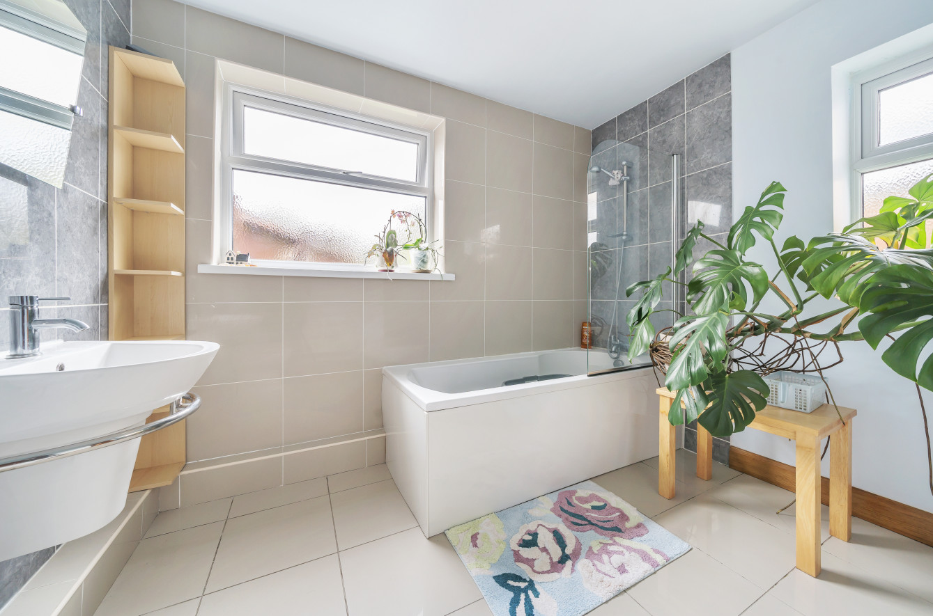 Hatley Road, Bitterne, Southampton, Hampshire, SO18