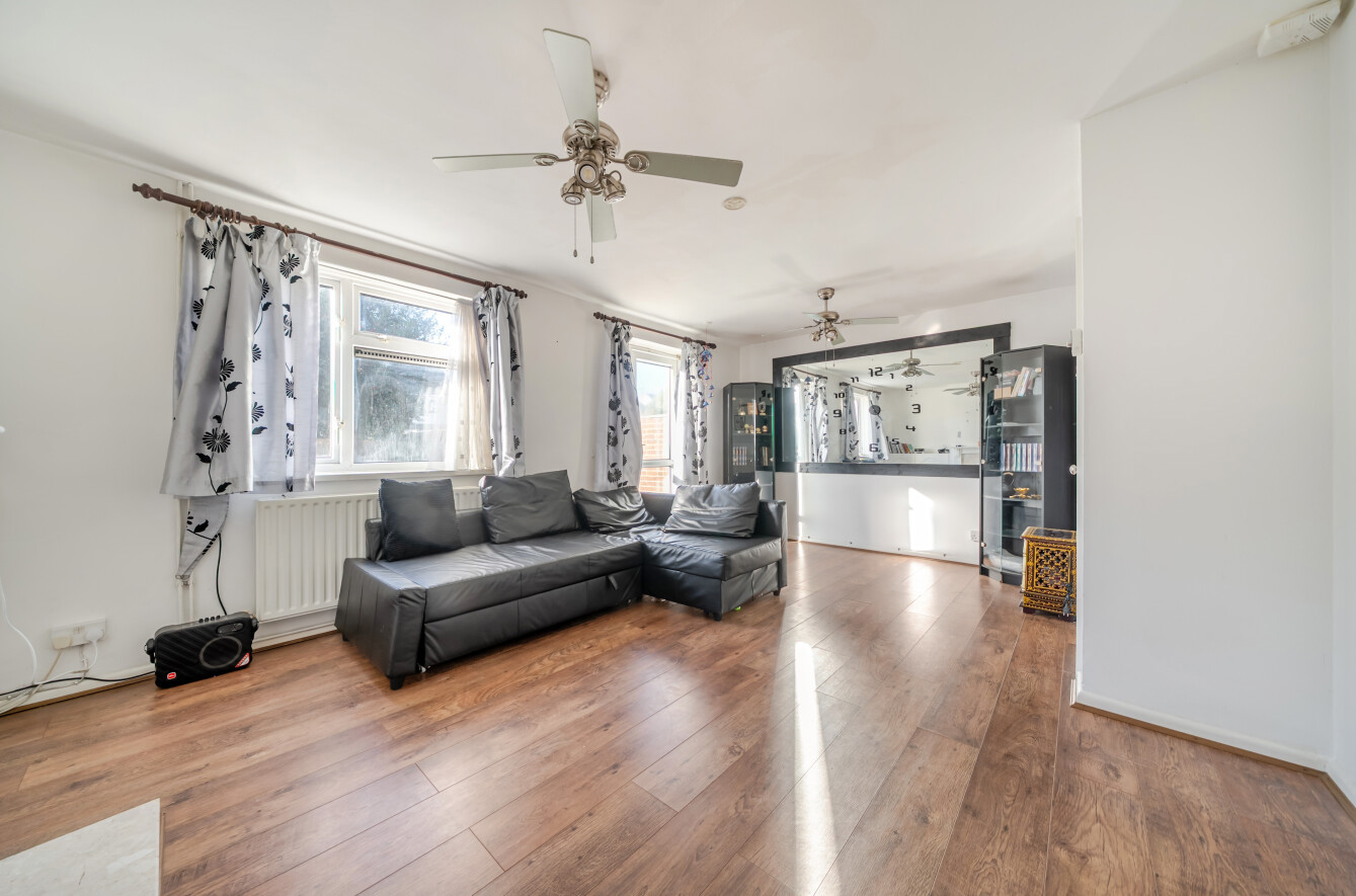 Wallace Road, Weston, Southampton, Hampshire, SO19