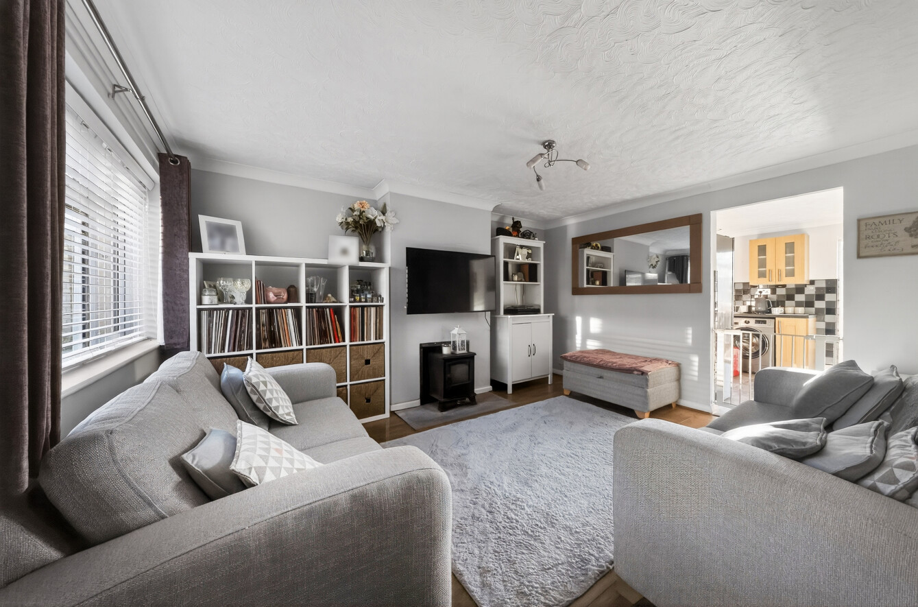 Petworth Gardens, Lordswood, Southampton, Hampshire, SO16