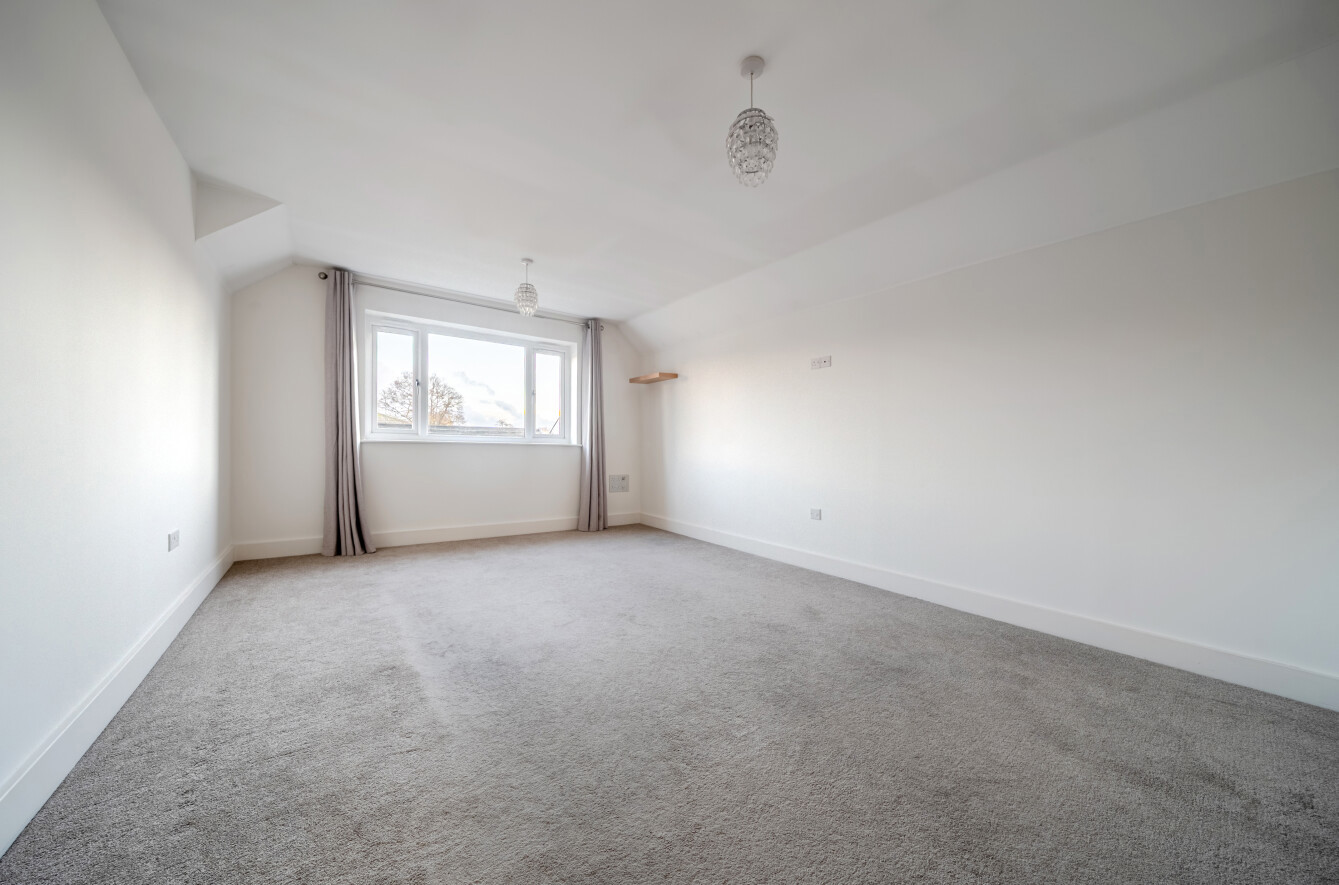 Oakley Road, Regents Park, Southampton, Hampshire, SO16