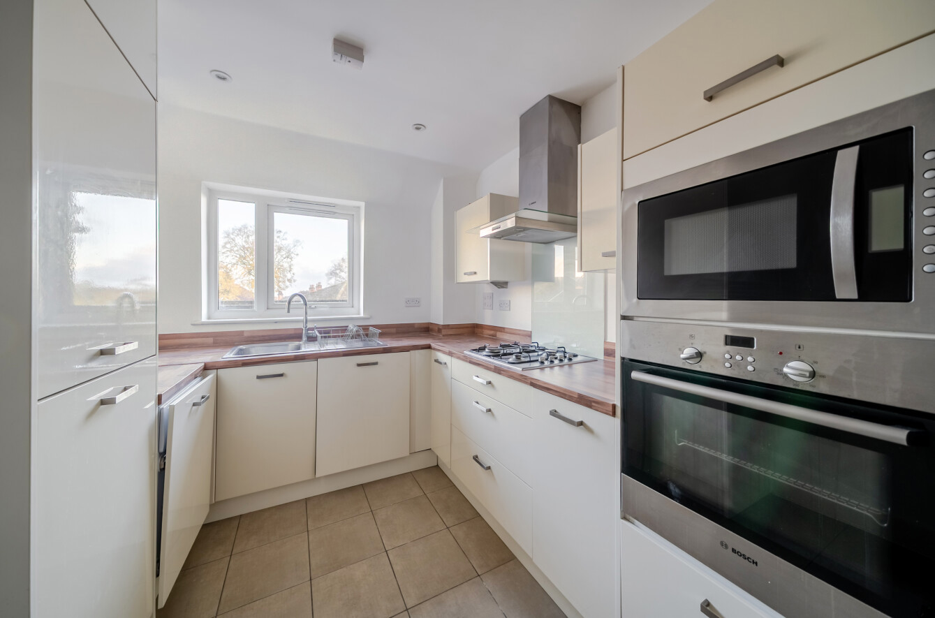 Oakley Road, Regents Park, Southampton, Hampshire, SO16