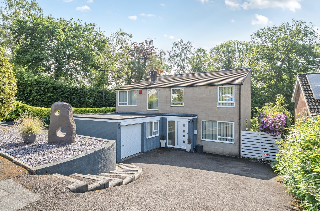 Woodview Close, Bassett, Southampton, Hampshire, SO16