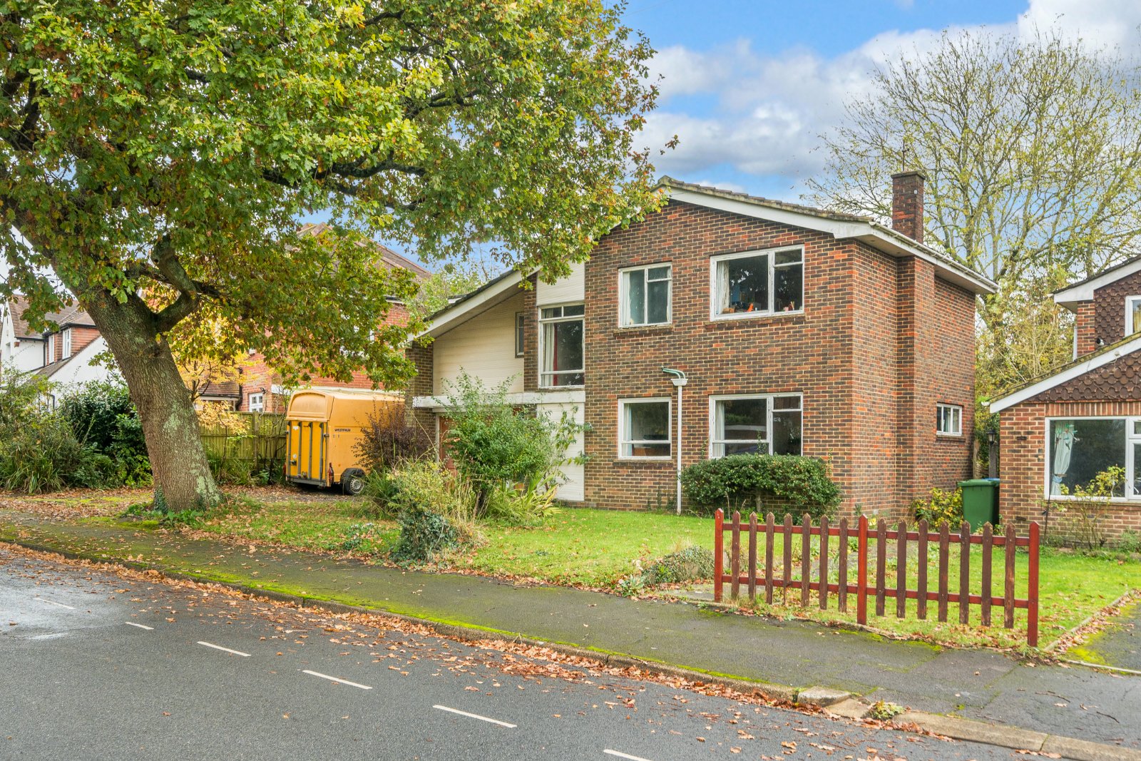Bassett Crescent West, Bassett, Southampton, Hampshire, SO16