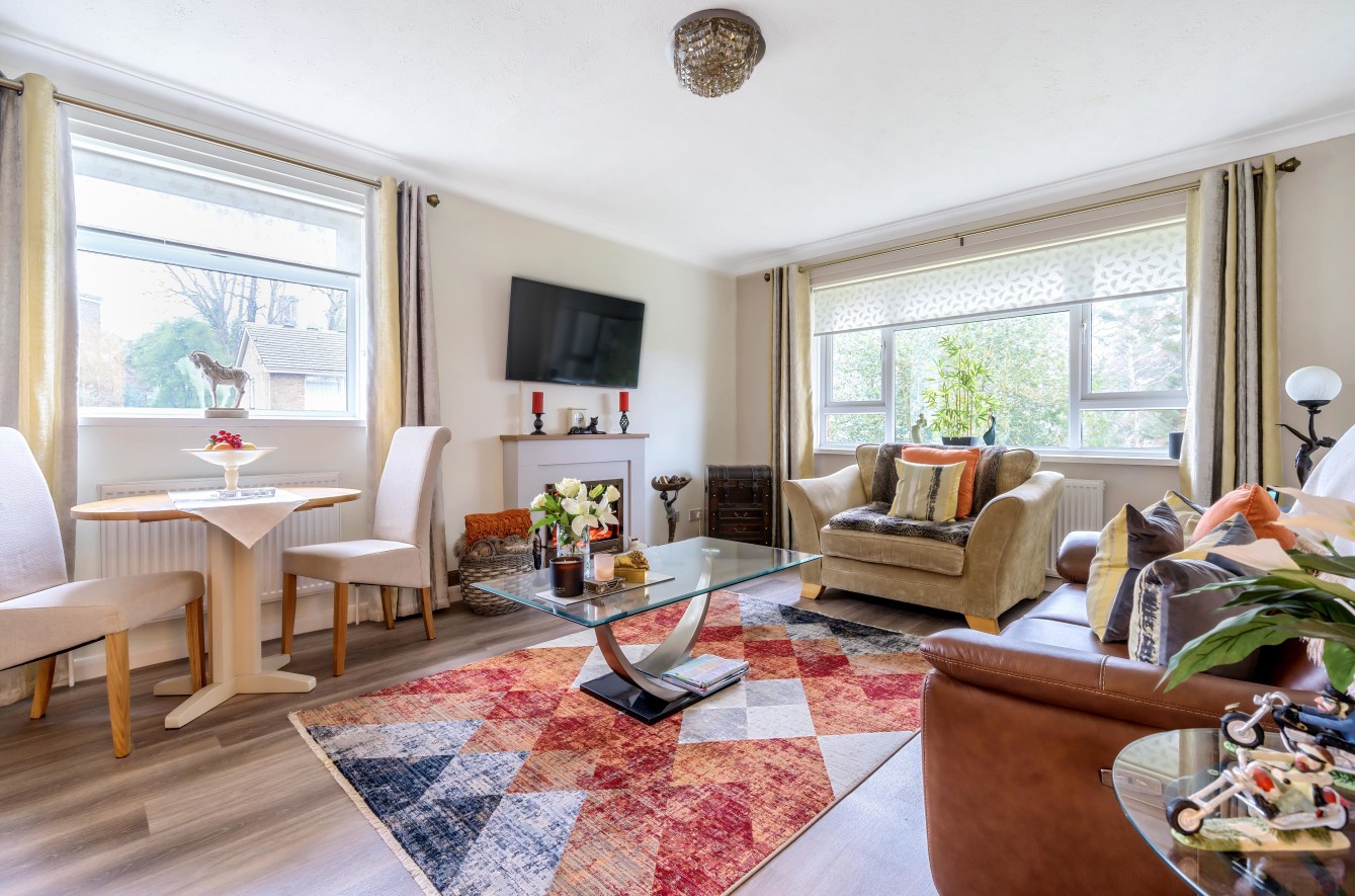 Redwood Way, Bassett, Southampton, Hampshire, SO16
