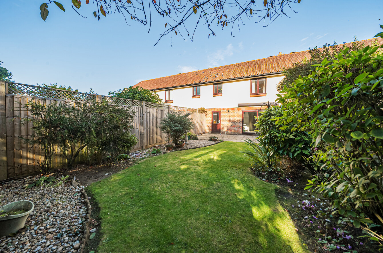 Mayfair Gardens, Banister Park, Southampton, Hampshire, SO15 - Charters